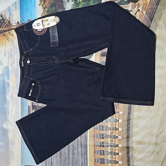 Revolt High-Rise Flare Jeans Size 11 NWT - Picture 1 of 6
